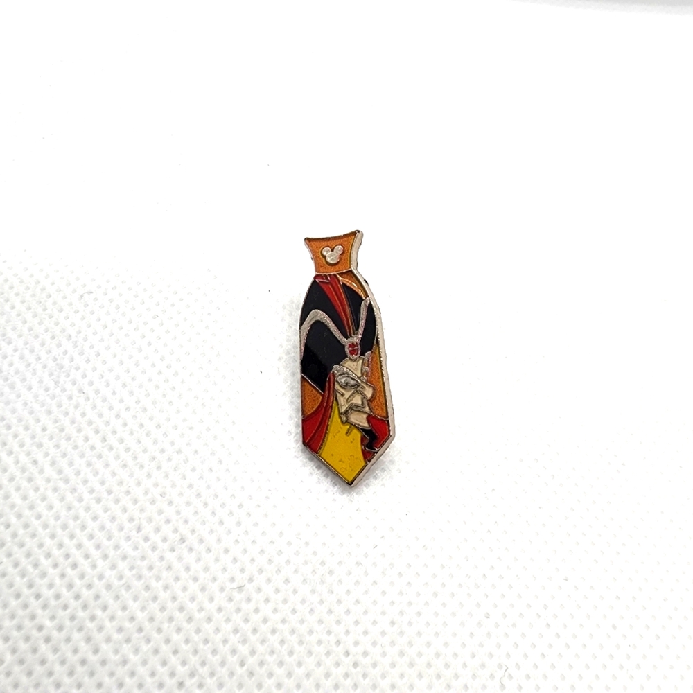 🌺 5/$25 Disney‎ Jafar Villain Neckties Hidden Mickey Trading Pin 2015